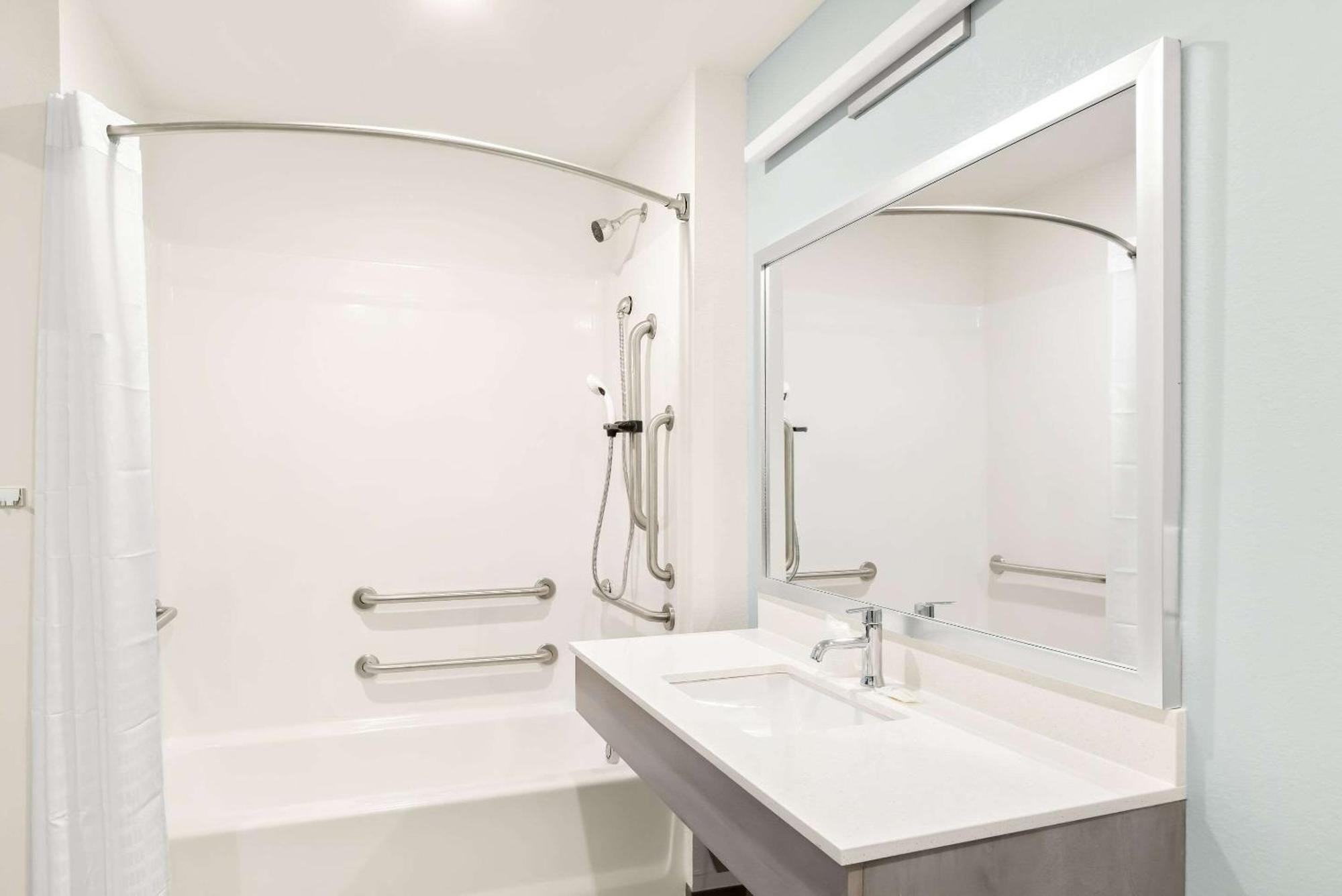Woodspring Suites Savannah West Chatham Parkway Ngoại thất bức ảnh